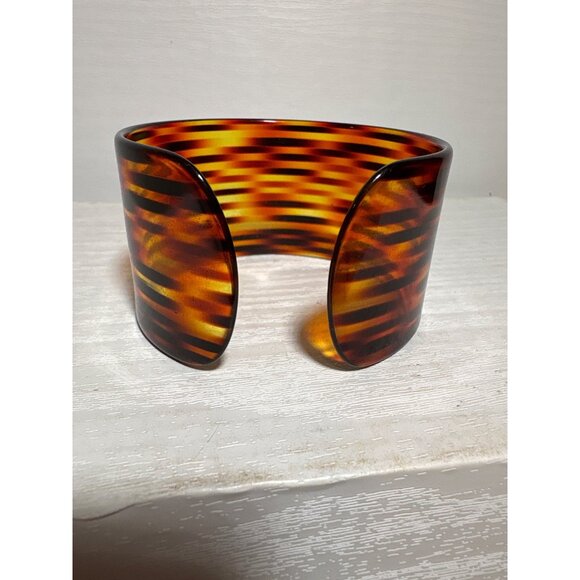 Vintage Cuff Bracelet Faux Tortoise Shell Translucent Style 1.5" Wide Cuff - Picture 3 of 7